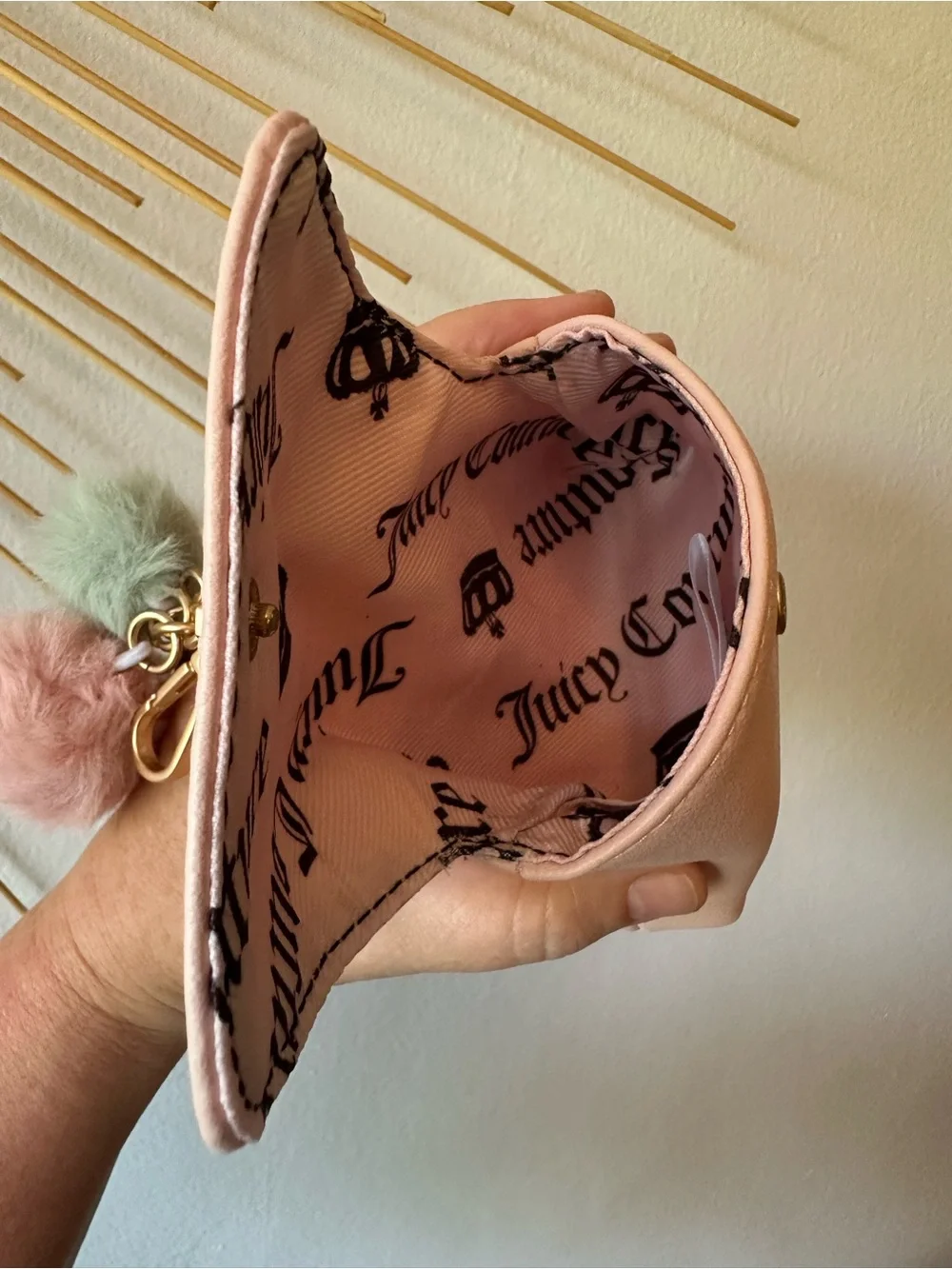 Juicy Couture Light Pink Coin Purse Wallet Mint & Pink Pom Pom & Dog Charms NWOT